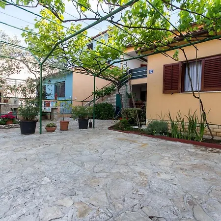 Apartment Apartmenthaus Mira Eldic