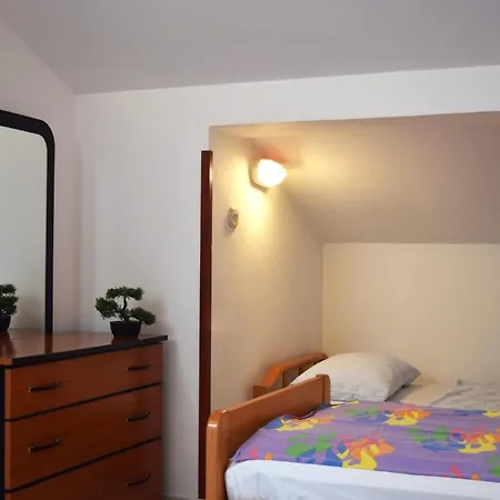 Apartmenthaus Mira Eldic *