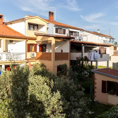 Apartmenthaus Mira Eldic *