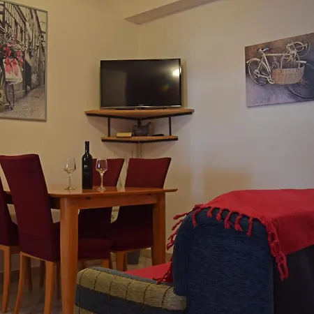 Apartmenthaus Mira Eldic * Fažana